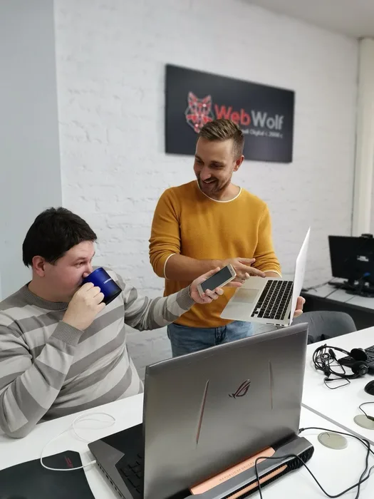 Web-Wolf, Arbeitsalltag